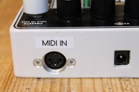 Screw MIDI IN socket