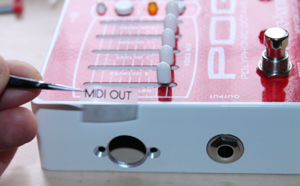 Affix the sticker with MIDI OUT (How to install MIDI module into POG2