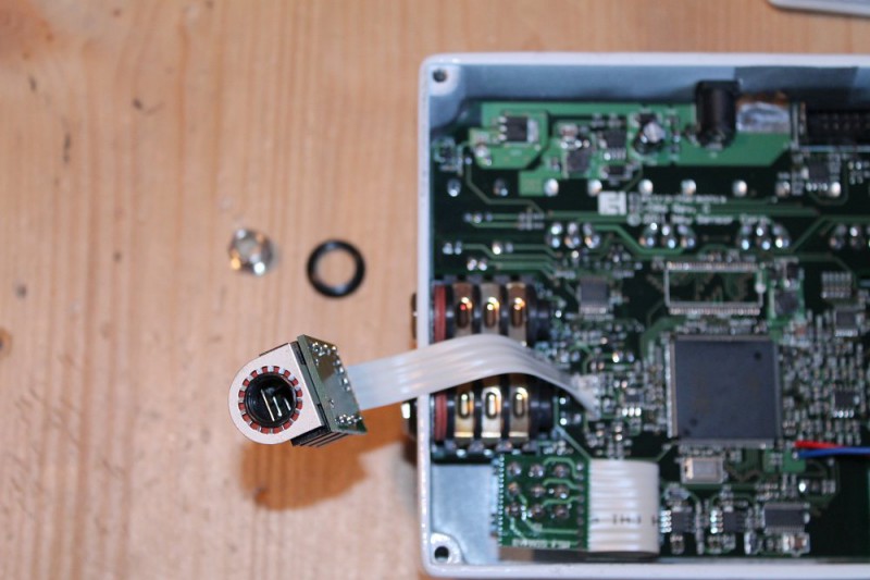 EHX-Ravish-MIDI-mod_020